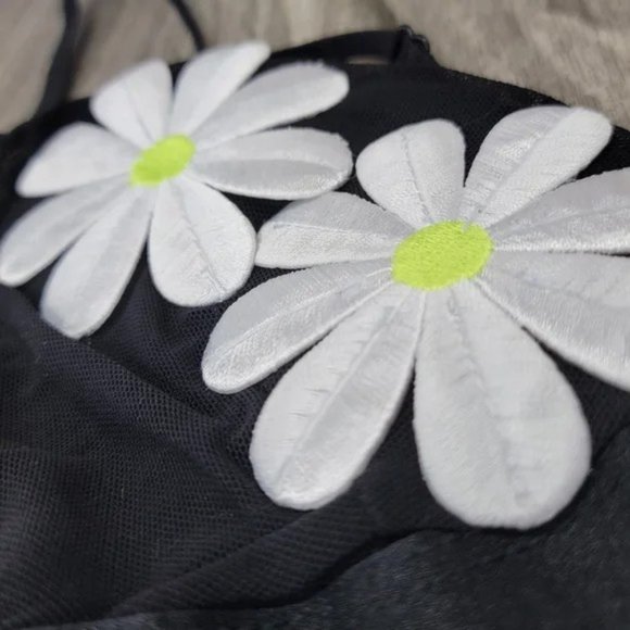 Daydream Nation Daisy Bra & panty sets - Picture 6 of 6